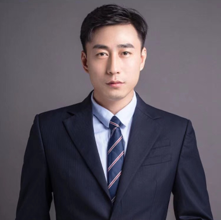 彭予 美术指导负责人